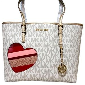 Michael Kors Jet Set Tote Hearts